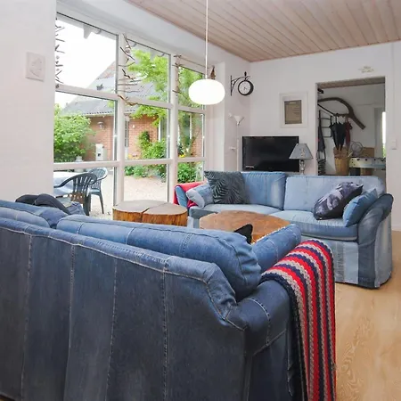 Ludovic - 7km From The Sea By Interhome Feriehus